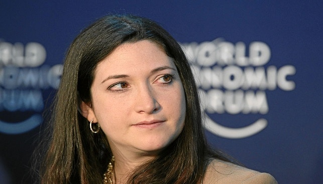 randi zuckerberg art 19