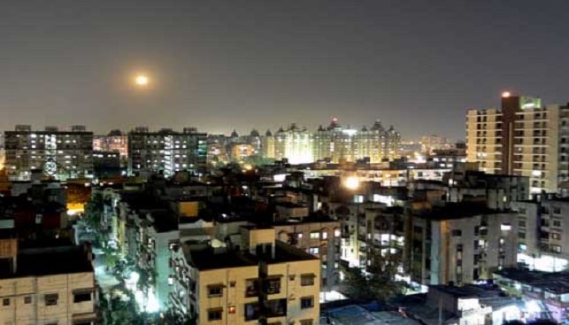 surat at night 20408221