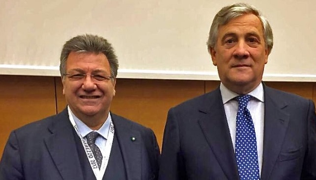 מימין: נשיא הפרלמנט האירופי אנטוניו טג'אני ונשיא סיבג'ו גיטאנו קבליירי