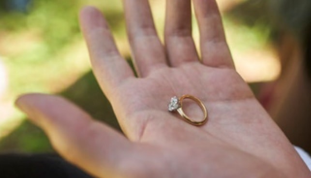 טבעת יהלום בקמפיין היהלומים הטבעיים של DPA