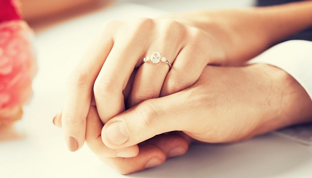 טבעת יהלום אירוסין זוג