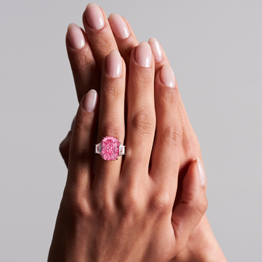 יהלום Eternal Pink שנמכר ב-34.8 מיליון דולר