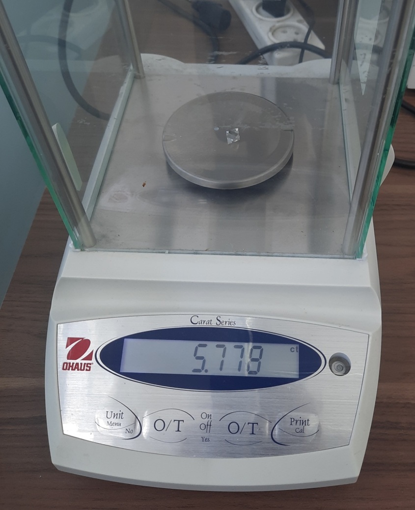 יהלום CVD מעבדה סינתטי (סרגיי לזון) יהלום CVD מעבדה סינתטי (סרגיי לזון)